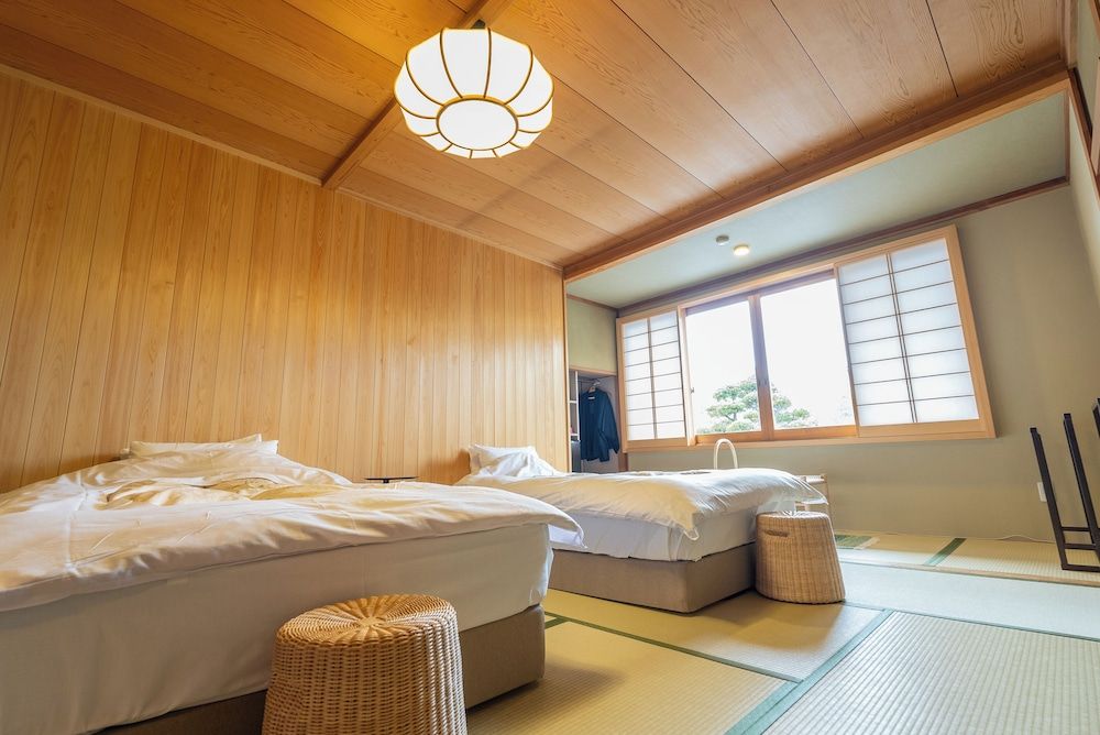 Basic Twin Room, Non Smoking (Traditional)