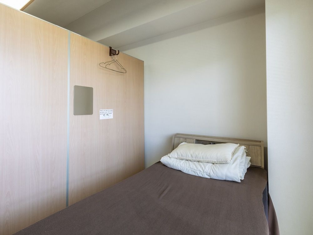 Shared Dormitory, Mixed Dorm