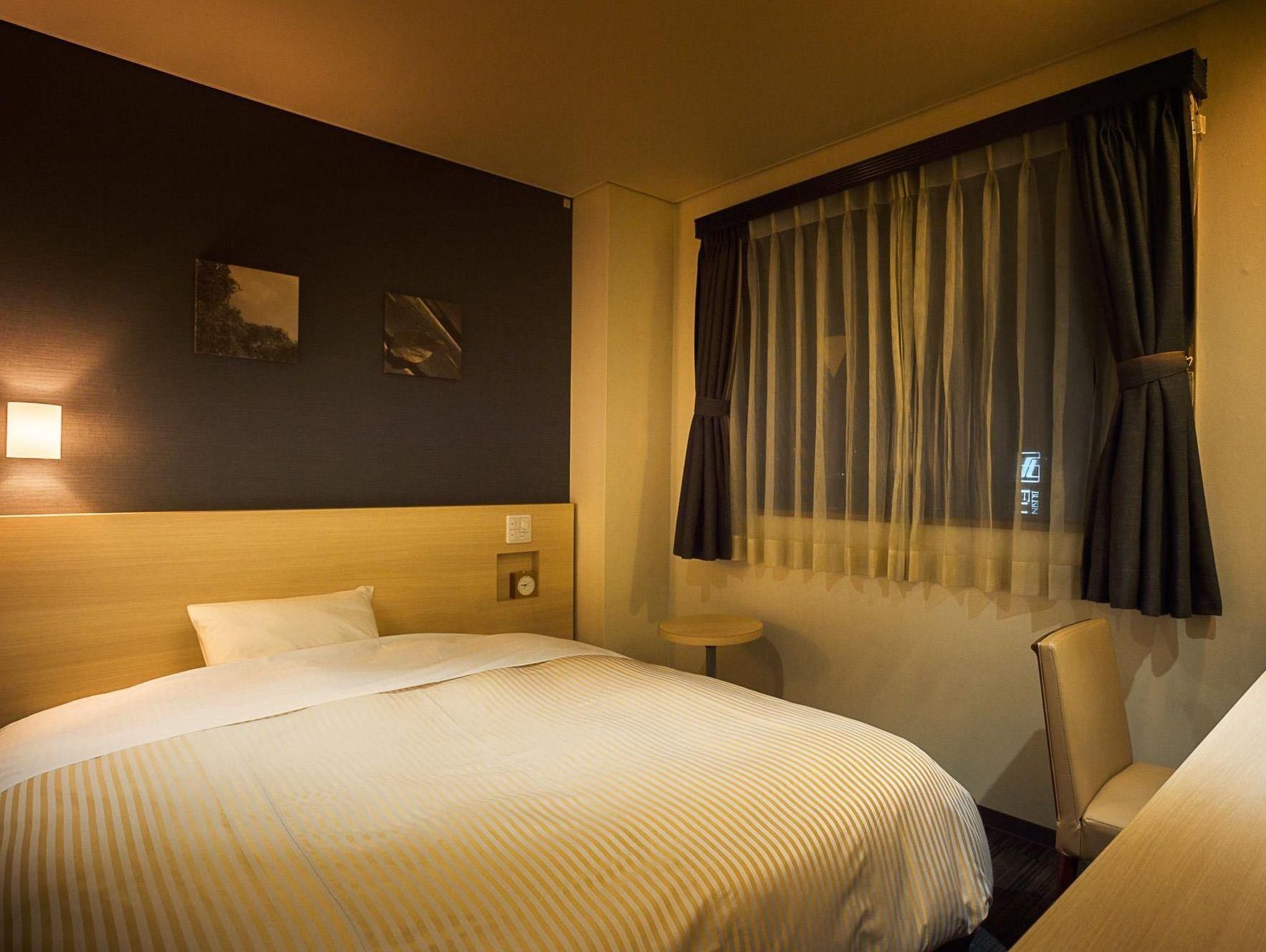 Single Room - Non-Smoking