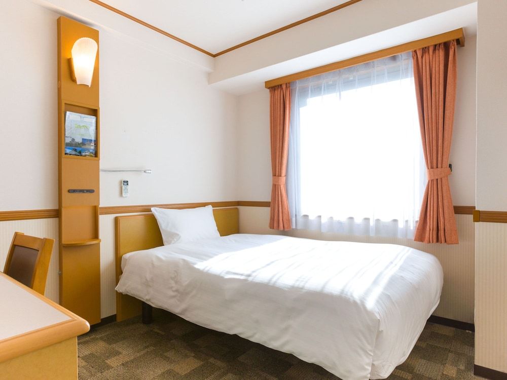 undefined Toyoko Inn Tokyo Nihombashi Ningyocho 2