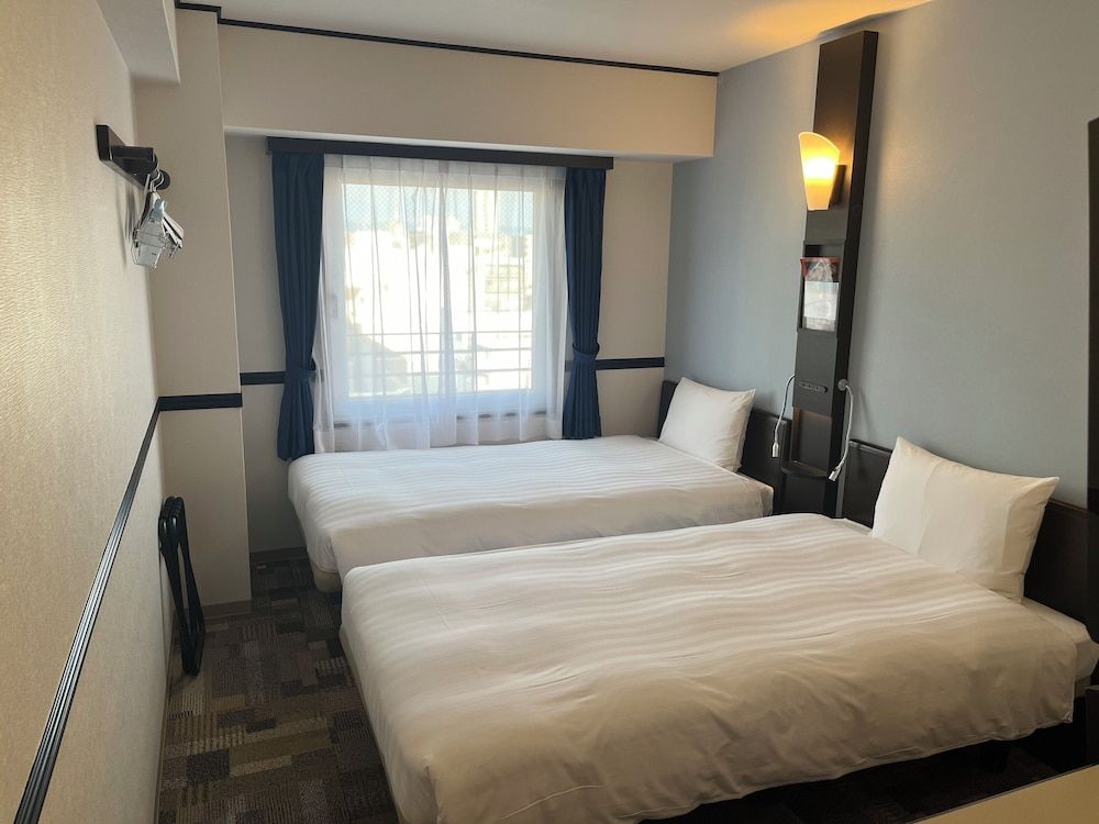 undefined Toyoko Inn Osaka Hommachi No.2 3
