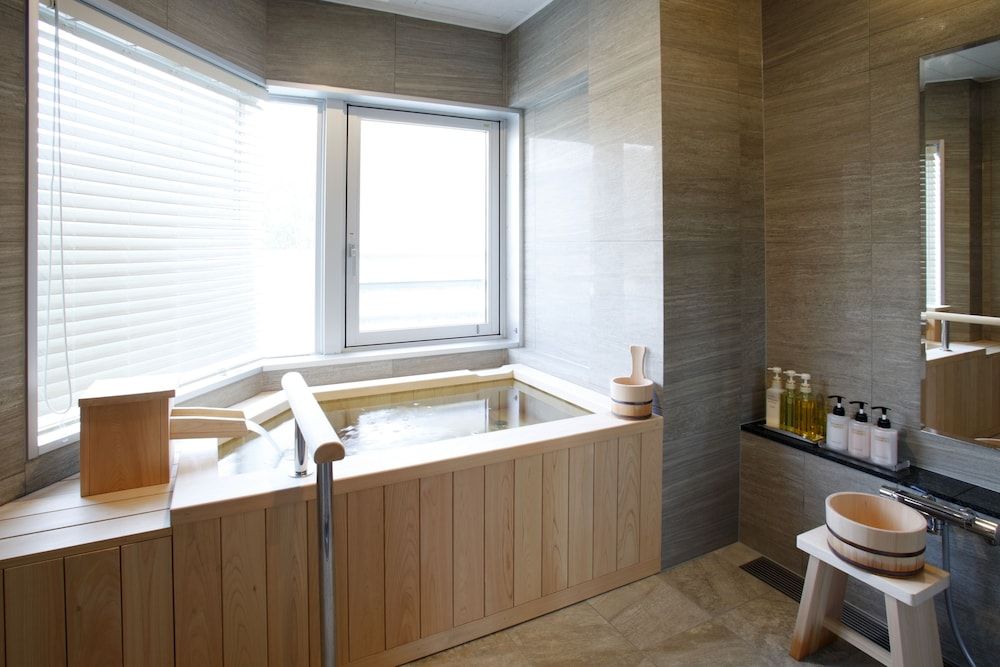 Noboribetsu Grand Hotel Superior Twin Room, Non Smoking, Hot Tub 2