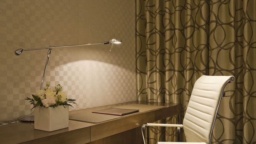 LOTTE City Hotel Mapo Deluxe Double Room 5