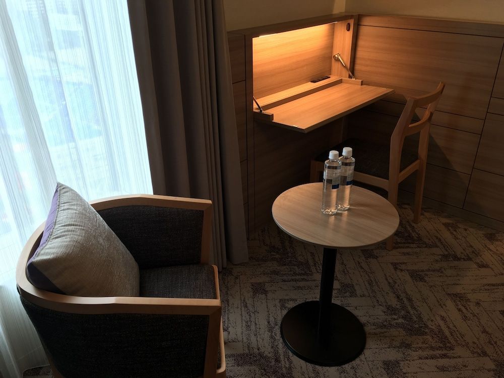 Nippon Seinenkan Hotel Deluxe Twin Room, Non Smoking 5