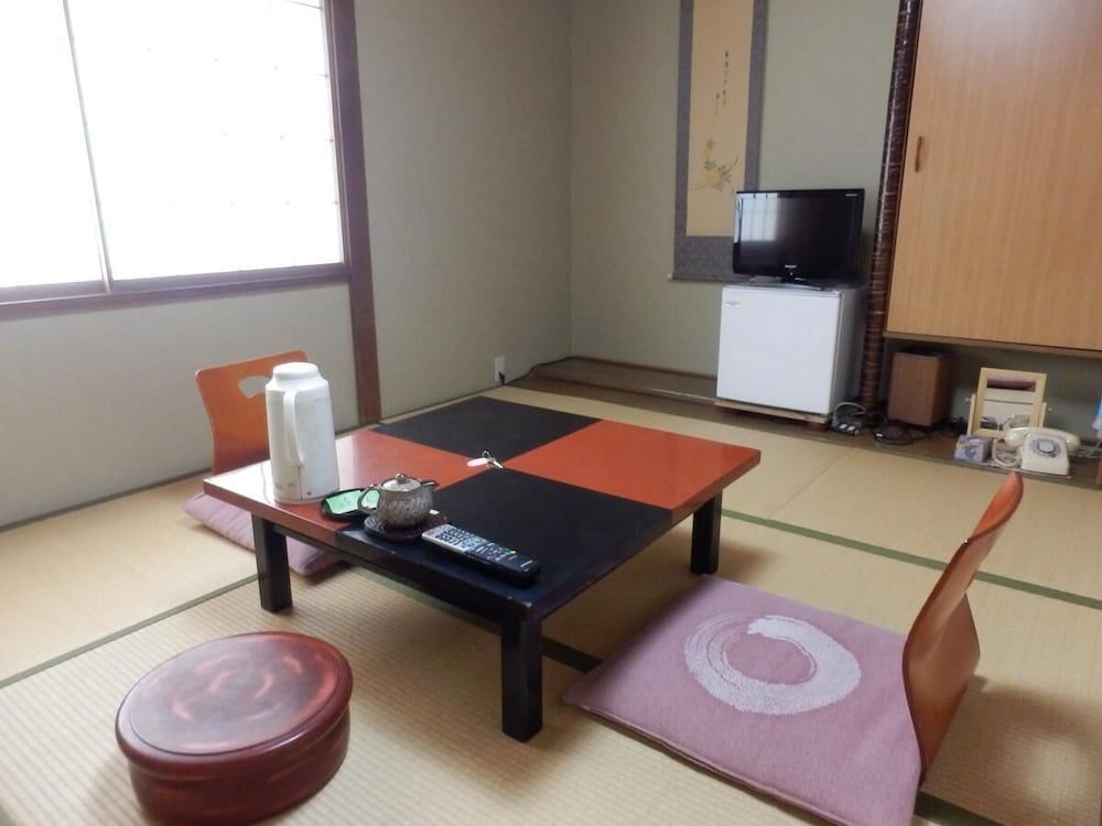 undefined Kikunoya Ryokan