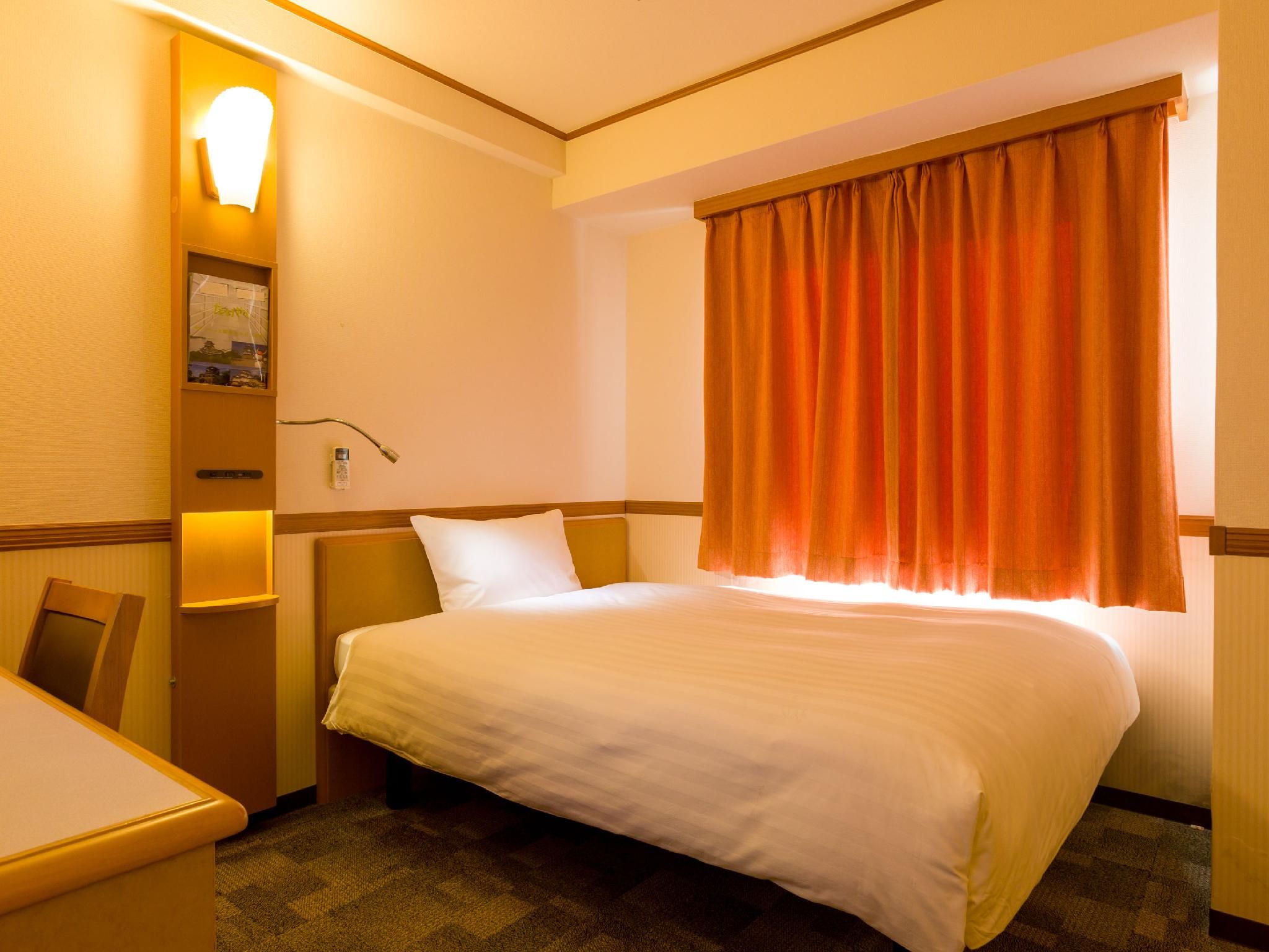 Single Room - Non-Smoking