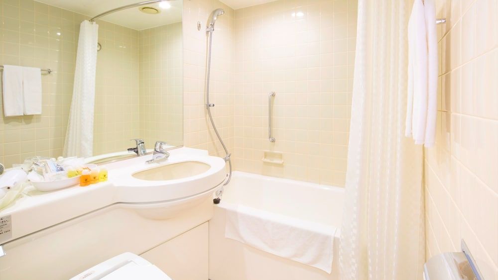 Premier Hotel Nakajima Park Sapporo Standard Twin Room, Non Smoking 3
