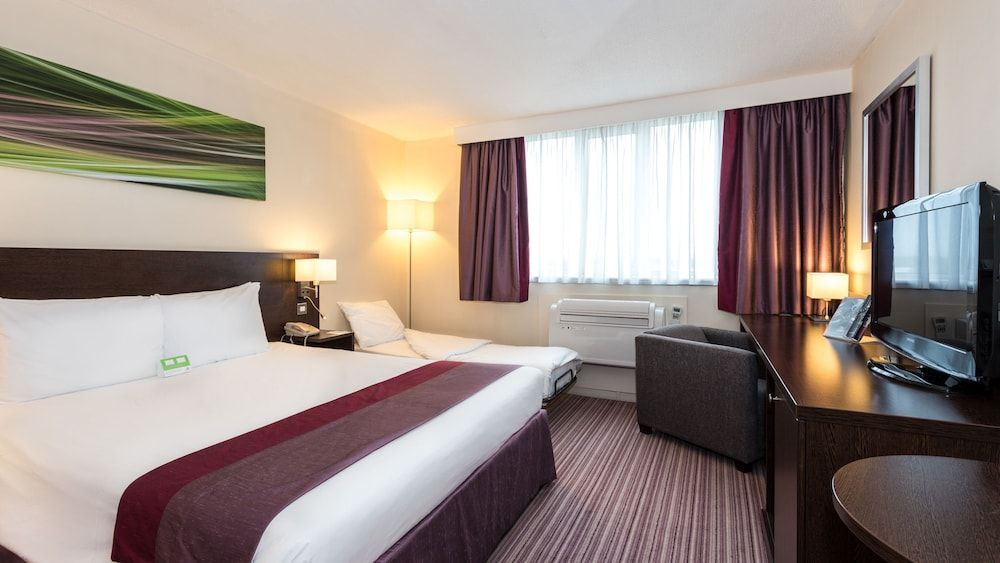 Holiday Inn Slough - Windsor by IHG Standard Room, 1 Double Bed 2