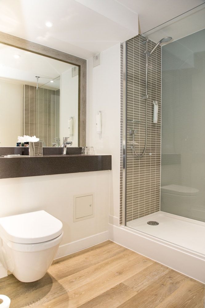 Holiday Inn Slough - Windsor by IHG Standard Room, 1 Double Bed 10