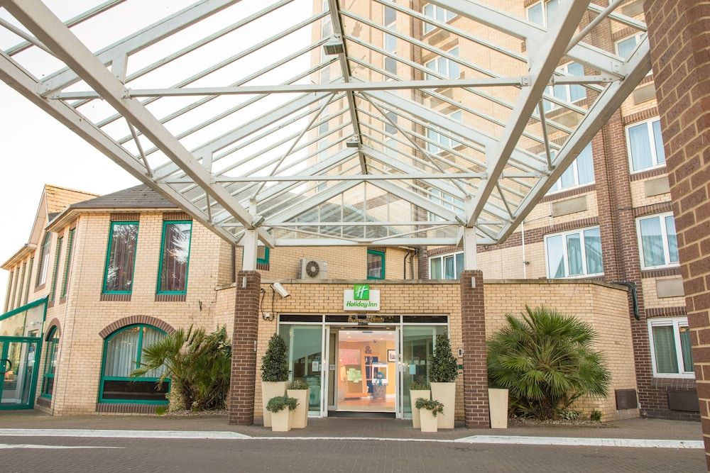 undefined Holiday Inn Slough - Windsor by IHG 4