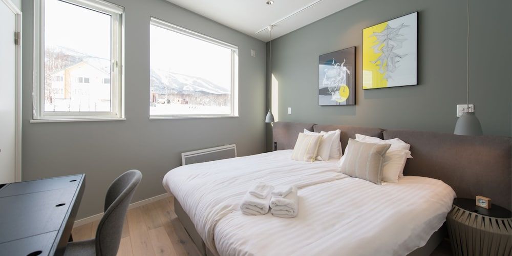 Chalet, 2 Bedroom Townhouse A