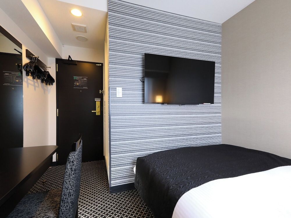 undefined APA Hotel Ueno Ekikita 4