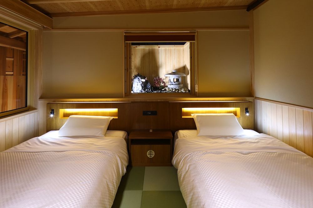 Deluxe Japanese-Style Room with Open-Air Bath