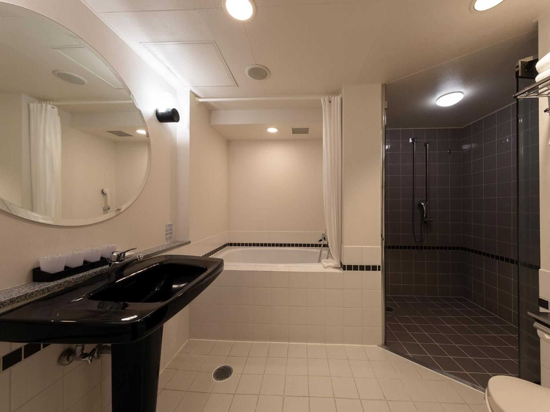 4 Beds Room - Non Smoking