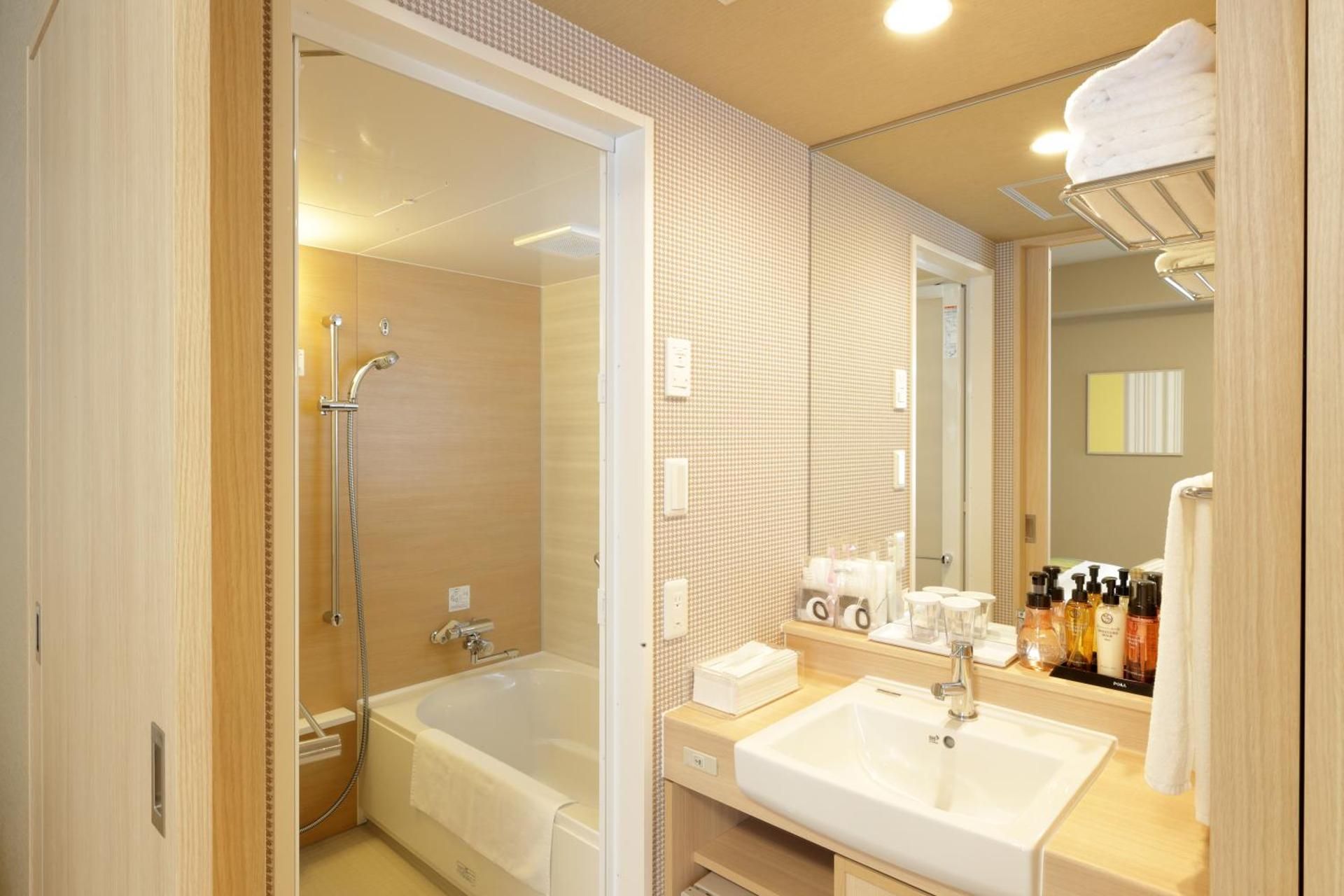 Twin Room with 2 Futons - Minimum 2 Night Stay - Eco Plan(No Daily Cleaning)