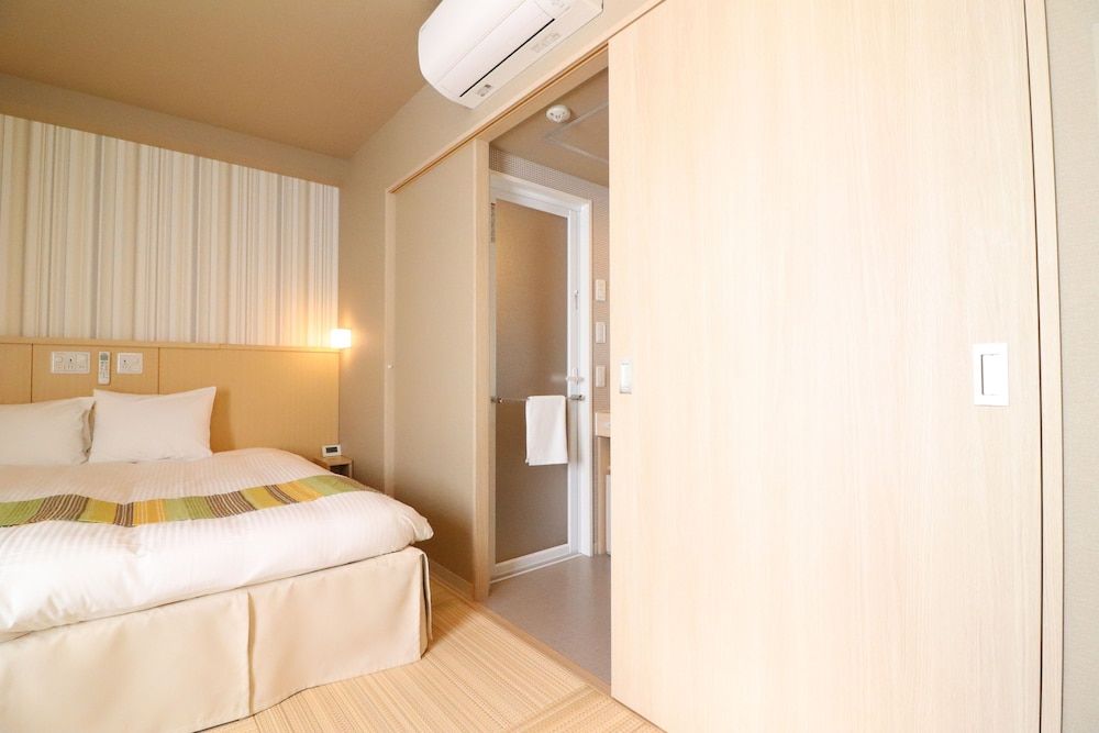 Hiyori Hotel Maihama Connecting Room (2 Twin Rooms) 5~8 Guests