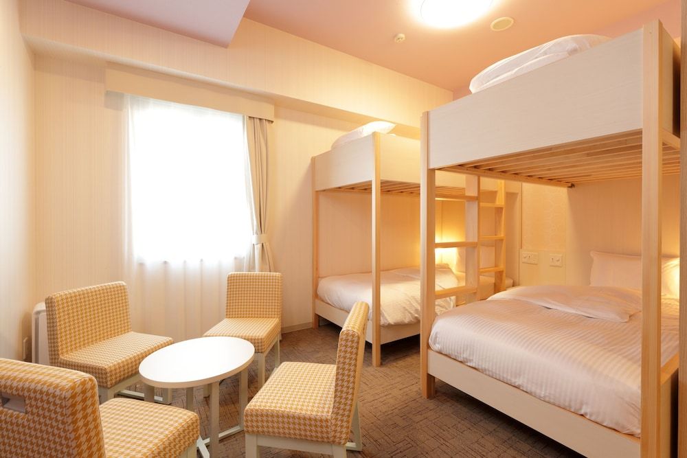 Hiyori Hotel Maihama Bunk Bed Room 4