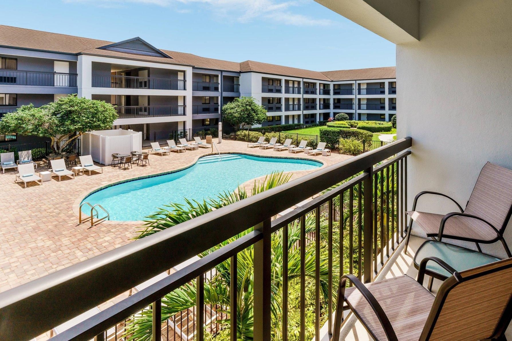 undefined Courtyard by Marriott Lake Buena Vista at Vista Centre 4
