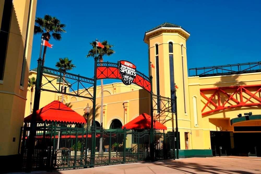 undefined Courtyard by Marriott Lake Buena Vista at Vista Centre 7