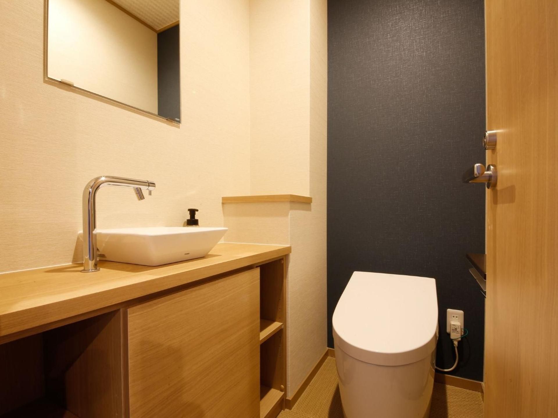 Japanese Room with Open-Air Bath