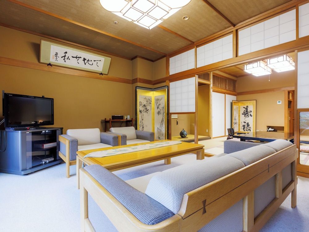 Chikuba Shinyotei Kihin Room Non-Smoking 9