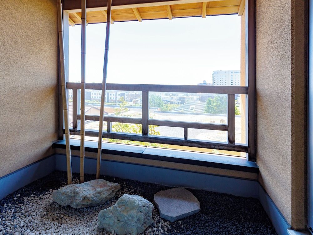 Chikuba Shinyotei Japanese Room 12.5 + 6 Tatami Non-Smoking (East)