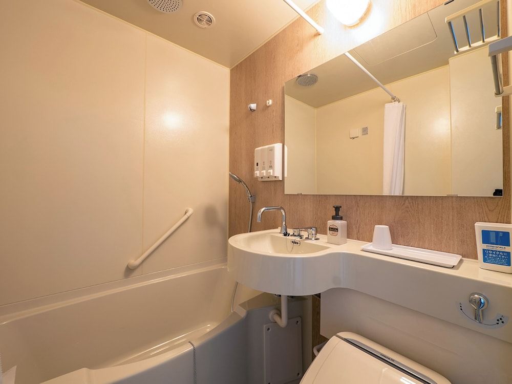 Toyoko Inn Nagoya Marunouchi Economy Double Room, Smoking 2