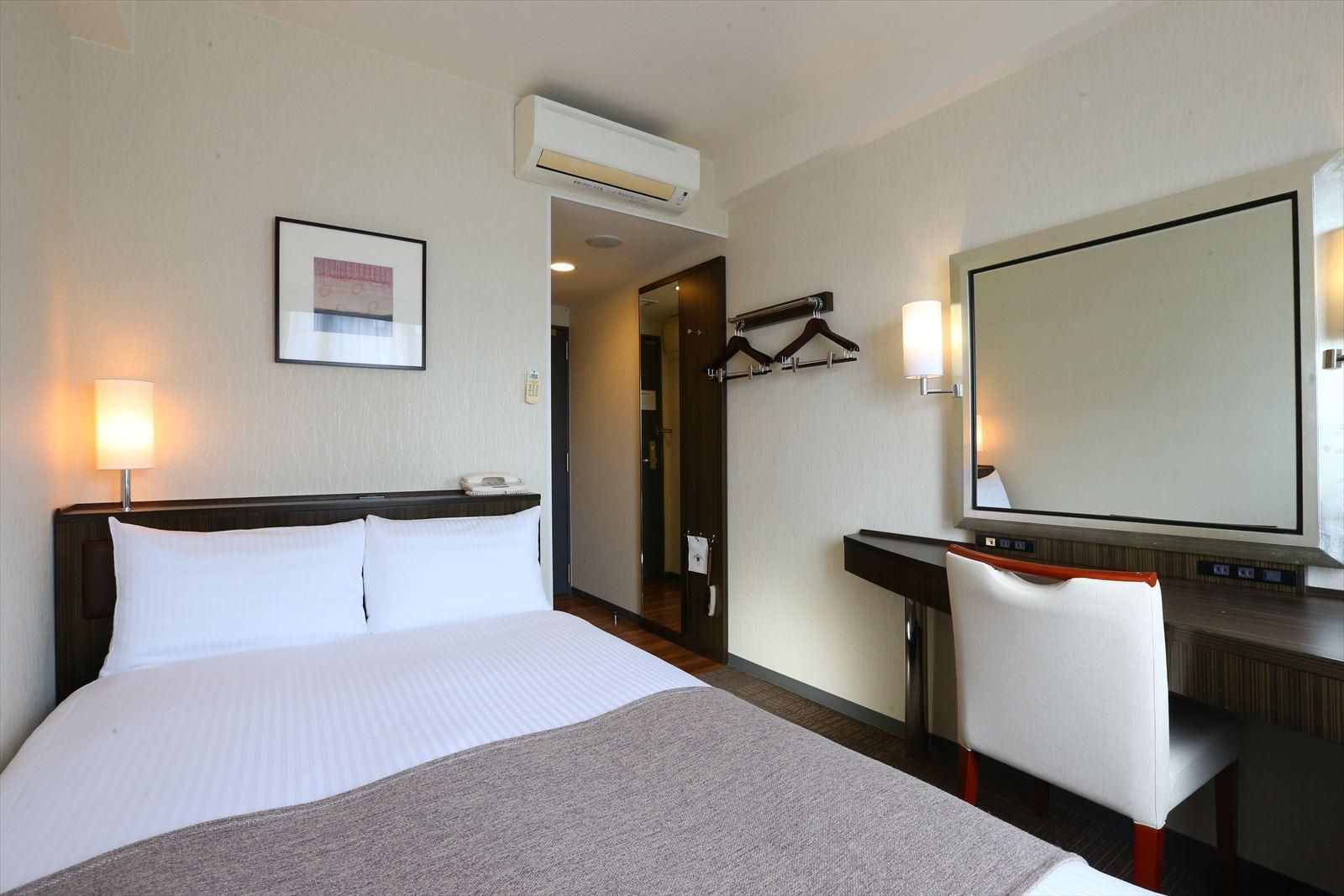Semi-Double Room Non-Smoking