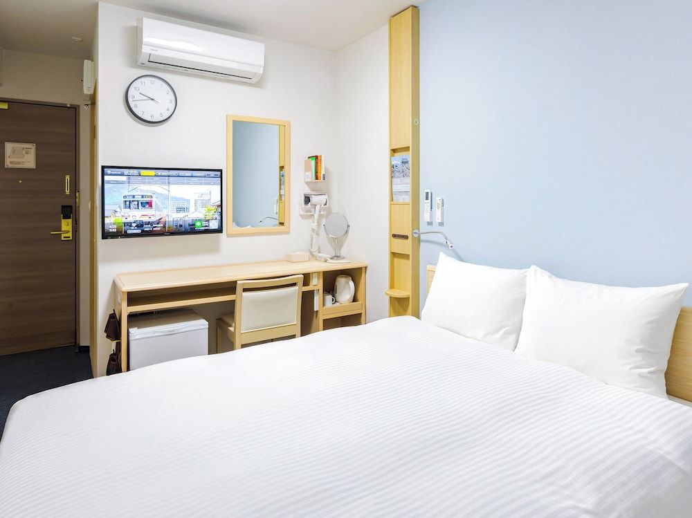 Standard Double Room, Smoking