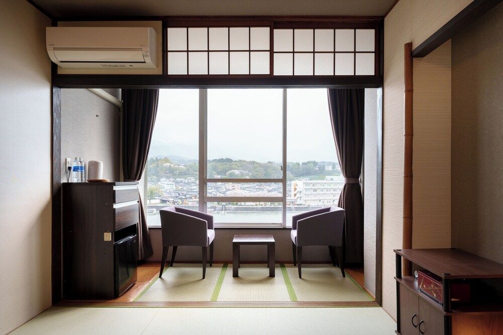 [River View]Standard Japanese Style Room 8 tatami mats (30sqm)