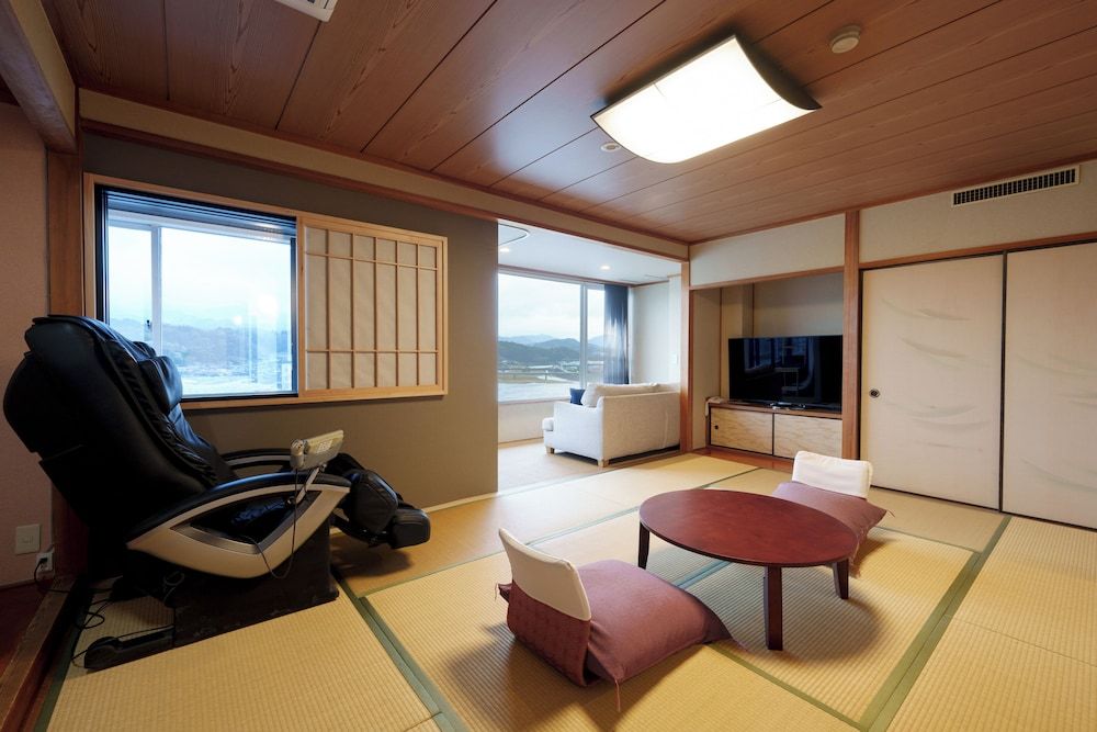 [River View] Premium Japanese Western Style Room 601, with Hot Spring / Semi-Open-air Bath