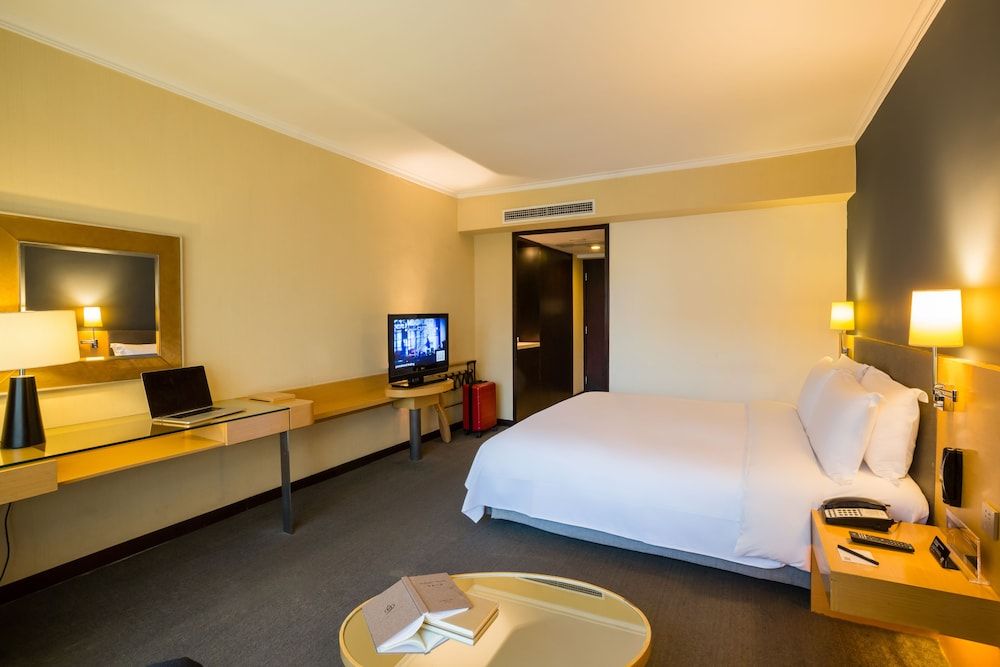 Standard Room, 1 King Bed (Penta)
