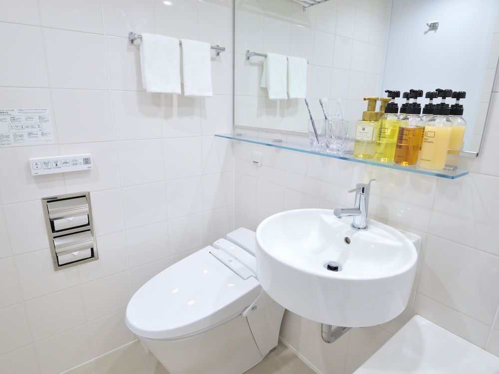 undefined hotel androoms Osaka Hommachi 6