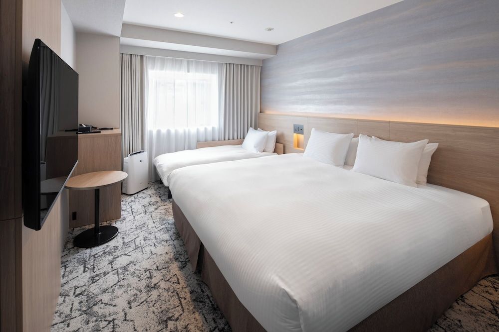 Superior King Room for 3 Adults, Non Smoking