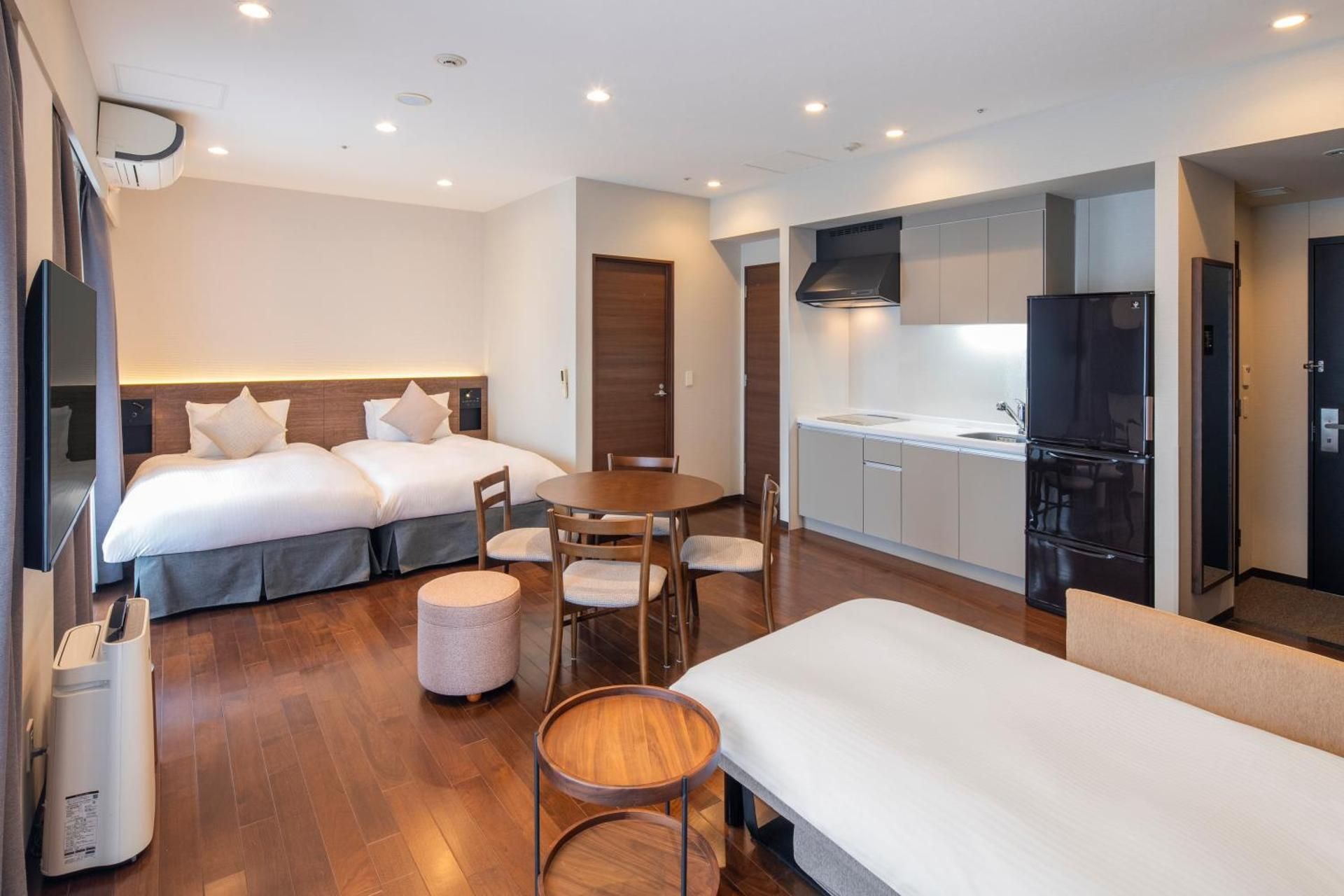 Family Room for 5 People - Non-Smoking