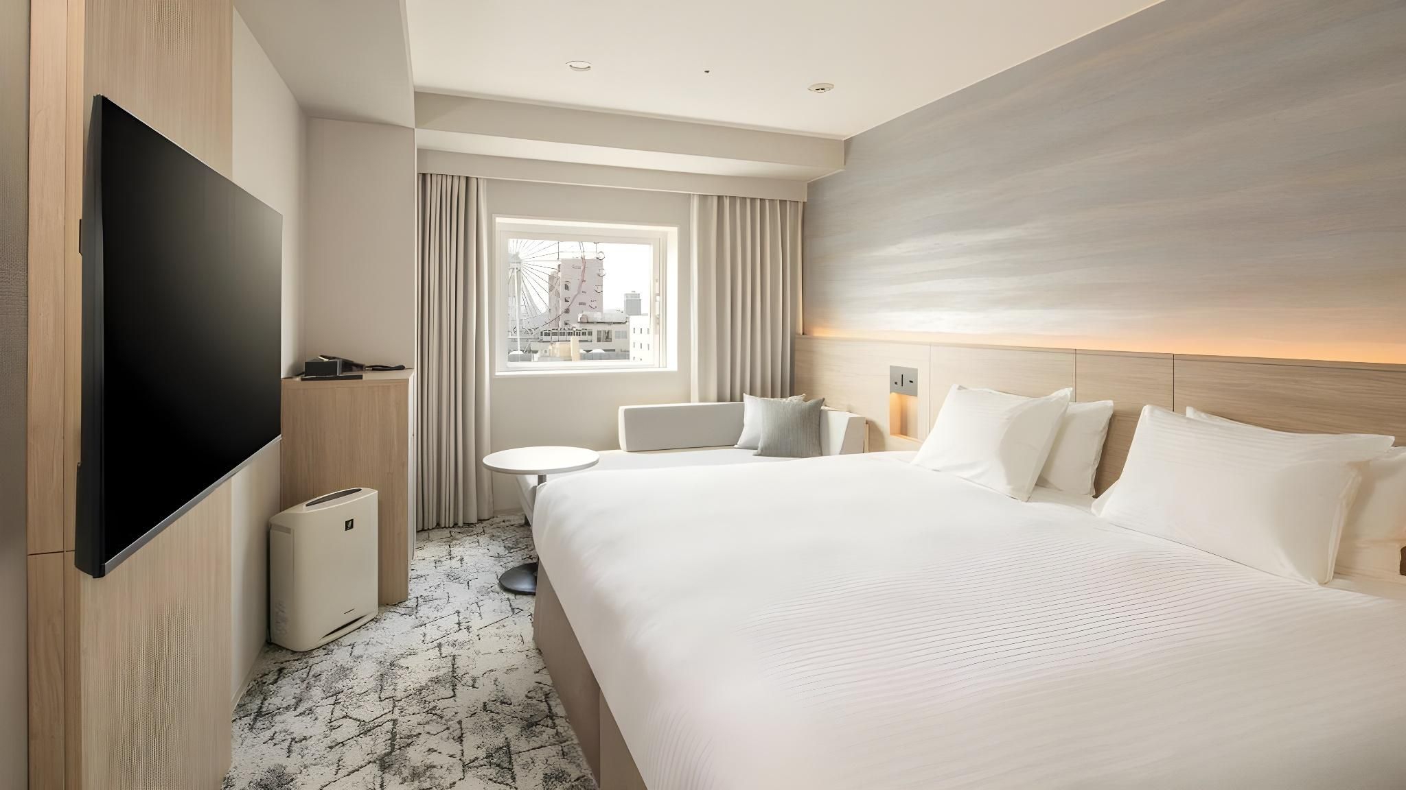 Superior King Room for 3 People Non-Smoking