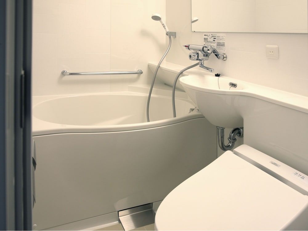 HOTEL ELCIENT KYOTO HACHIJOGUCHI Standard Twin Room, Non Smoking 4