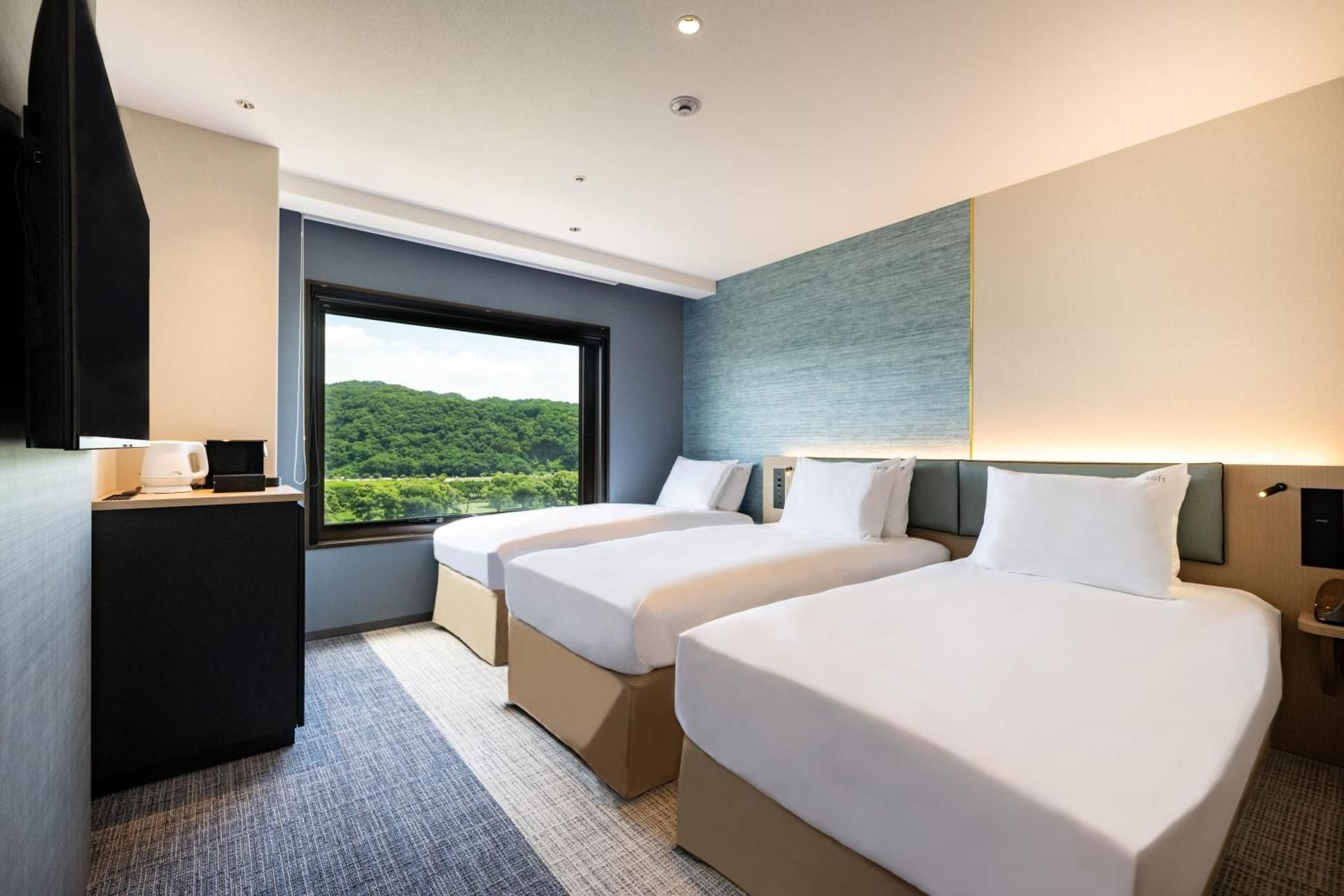 Standard Twin Room with River View