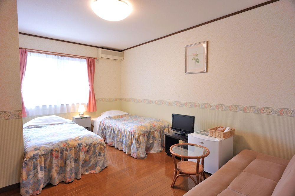 Deluxe Twin Room, 2 Bedrooms, Refrigerator