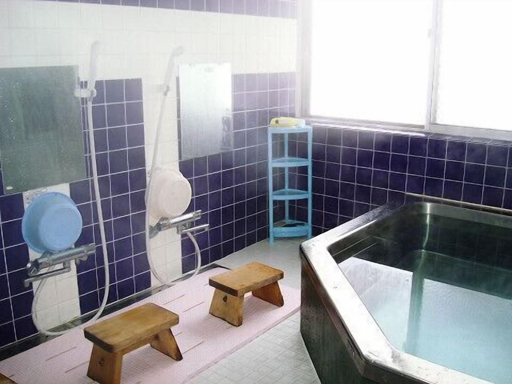 Japanese Superior, 6 Twin, Shared Bathroom