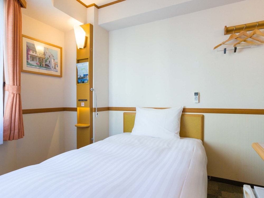 undefined Toyoko Inn Osaka Tsuruhashi Ekimae 2