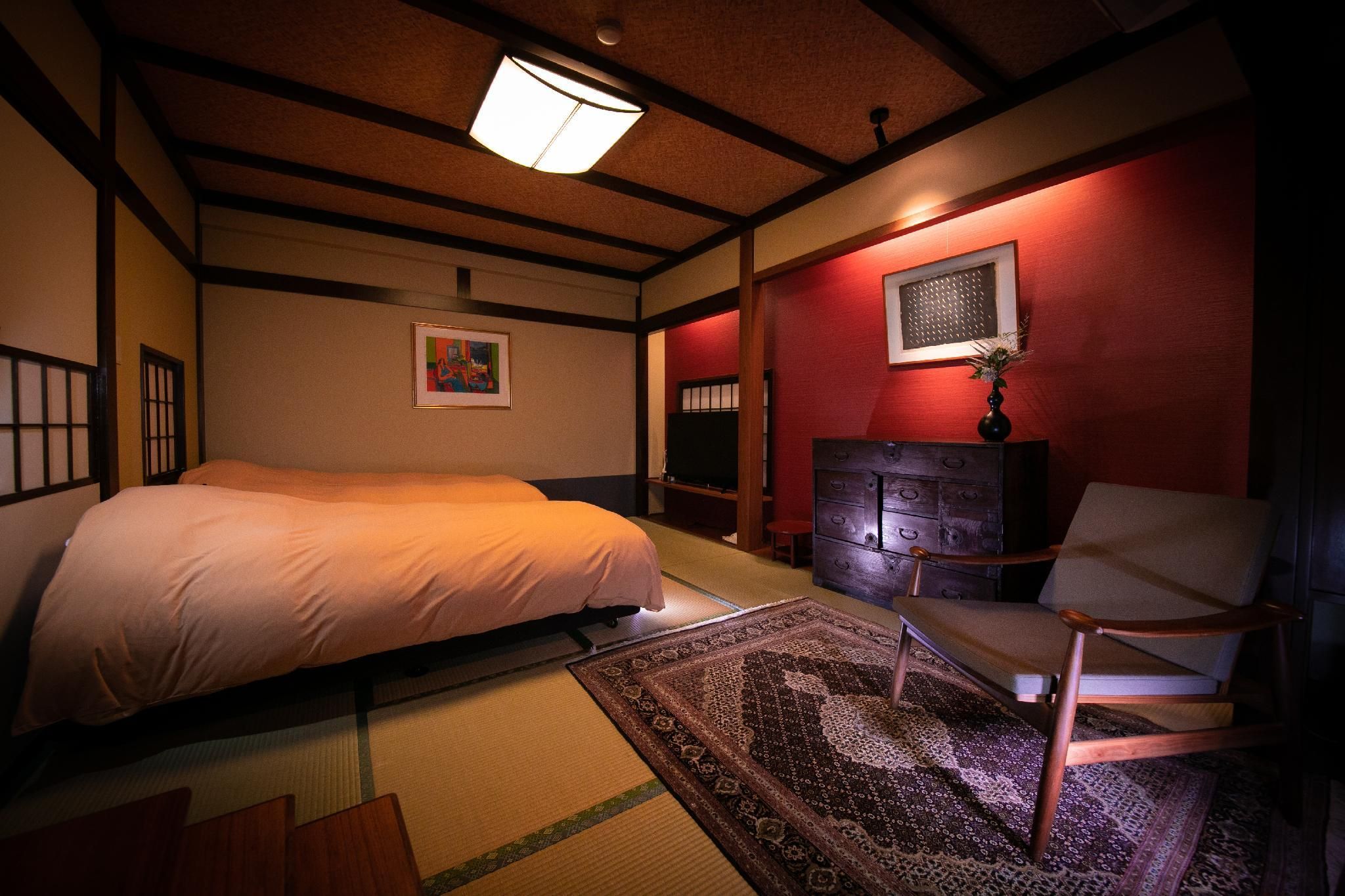 Shu Antique Room