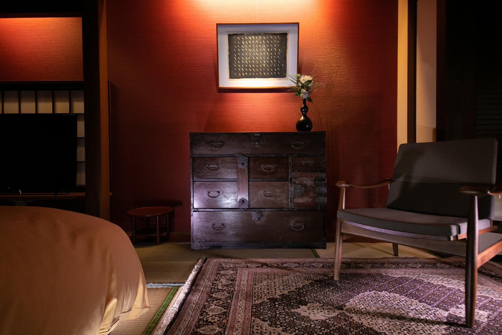 Shu Antique Room
