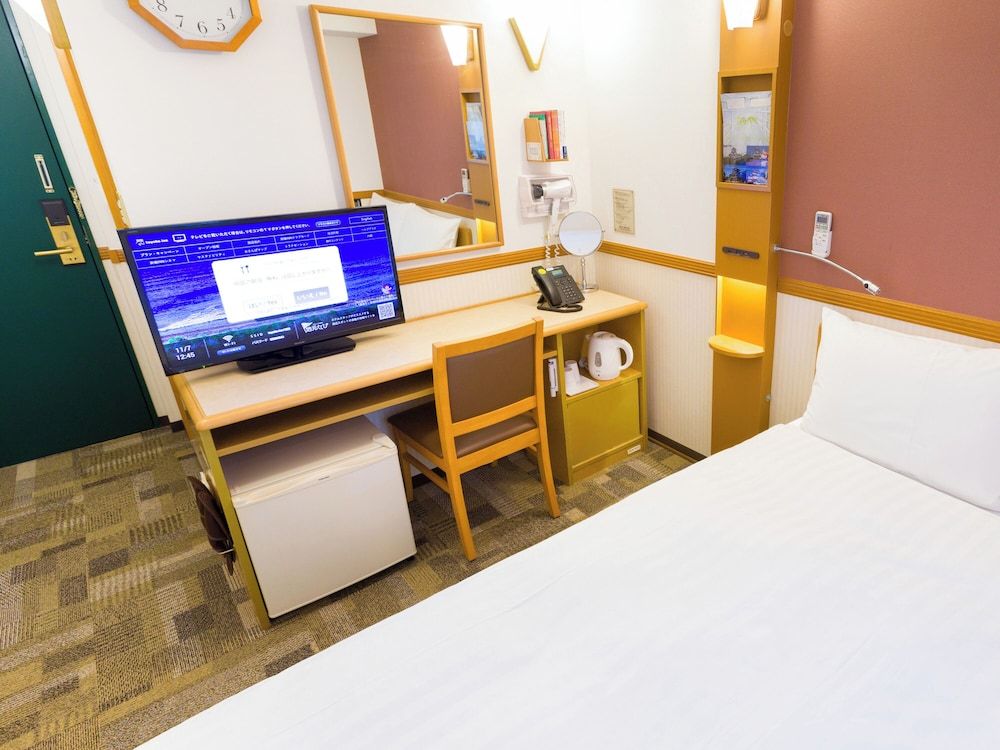 Toyoko Inn Nihombashi Bakurocho Economy Double Room, Non Smoking