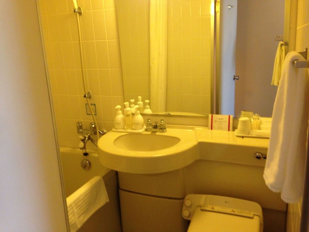 Semidouble Room, Smoking