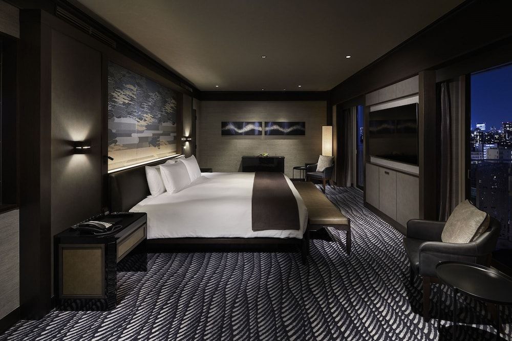 Executive Club Suite King Room with Lounge Access, Non-Smoking