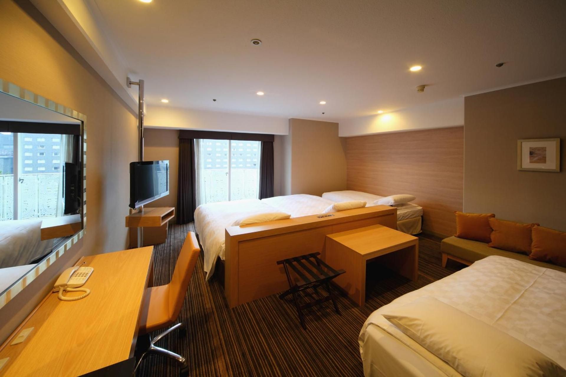 Standard Quadruple Room - Non-Smoking