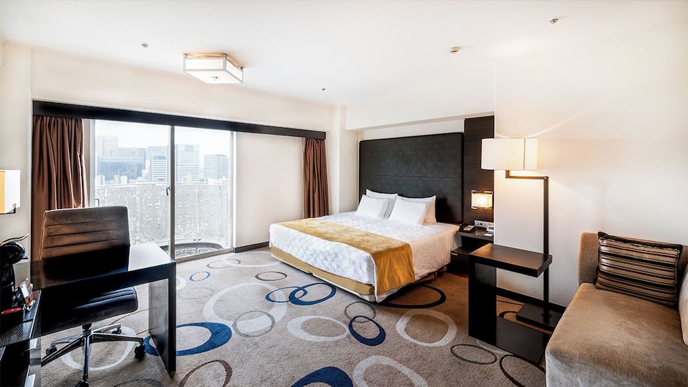 [Club Floor] Club Corner King Room with Lounge Access, Non Smoking