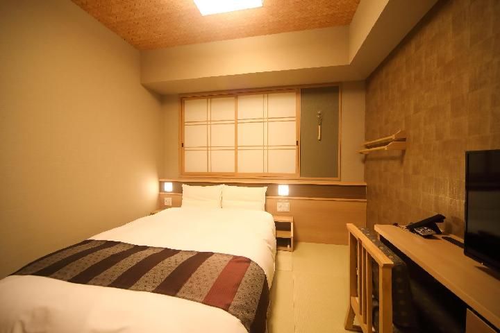 Run of House Room without Cleaning Service