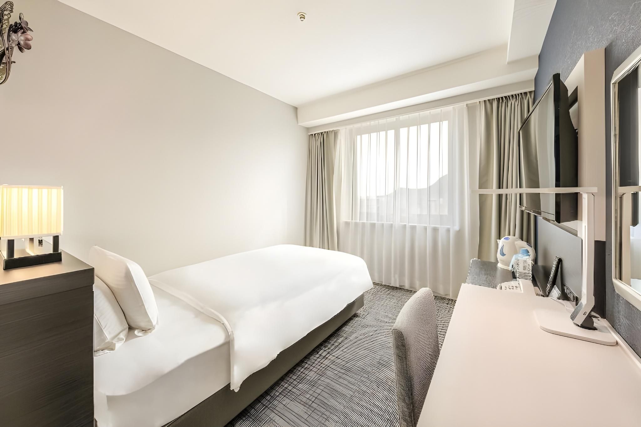 Standard Single Room - Non-Smoking
